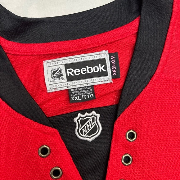 Women’s Calgary Flames NHL Jersey - Picture 3 of 5